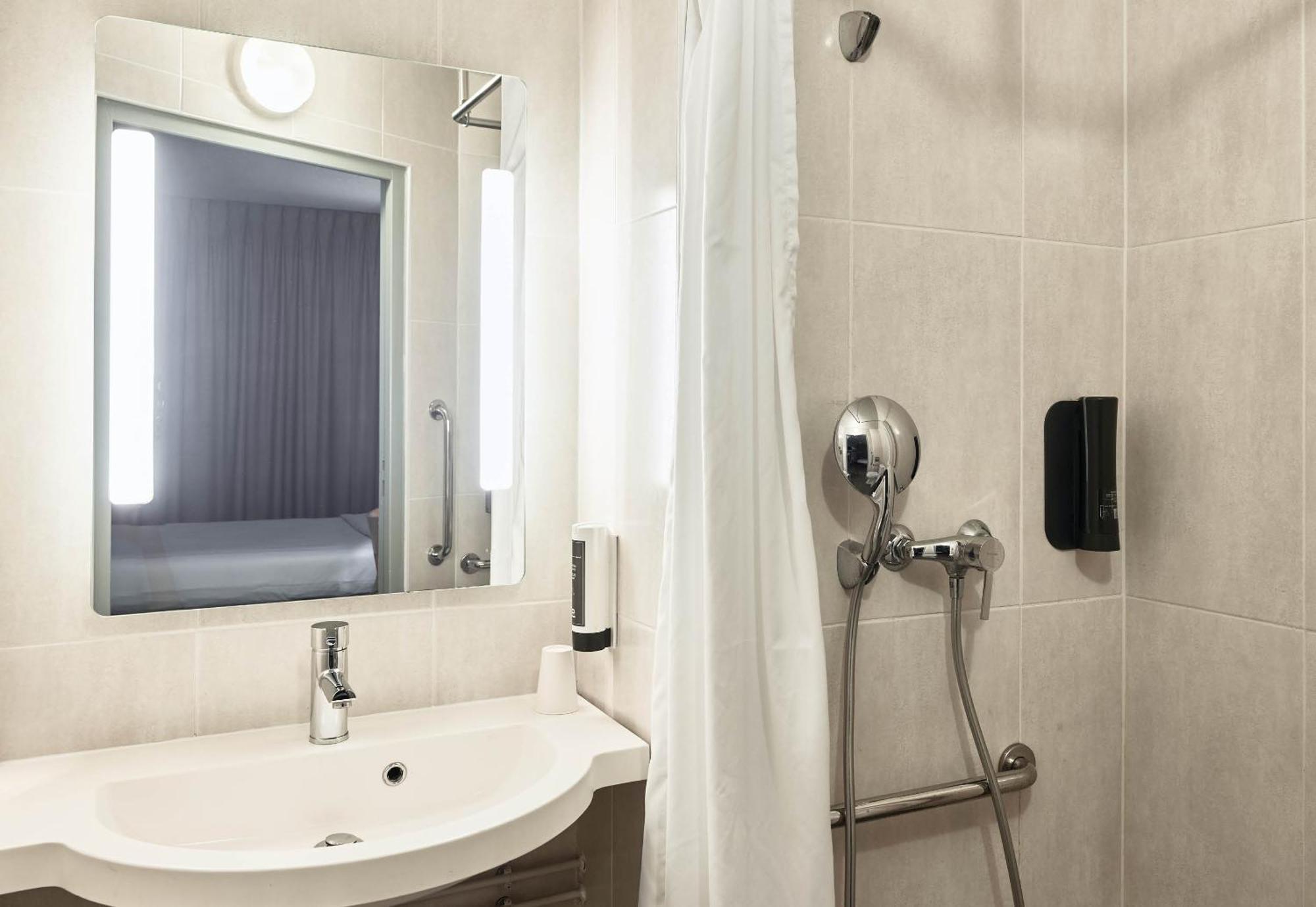 B&B Hotel Saint-Michel Sur Orge Екстериор снимка
